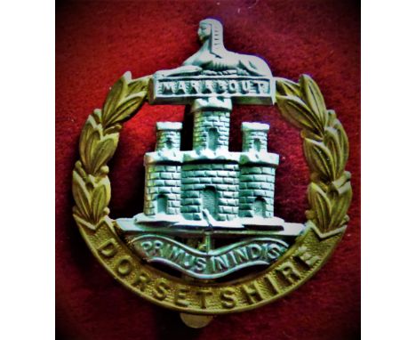 Dorsetshire Regiment WWI Cap Badge (Bi-metal), slider. K&amp;K: 651