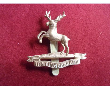 Huntingdonshire Cyclist Battalion WWI Cap Badge (Gilding-metal), slider. K&amp;K: 1870