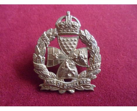 Inns of Court Regiment WWII Cap Badge (Gilding-metal), two lugs. K&amp;K: 2318