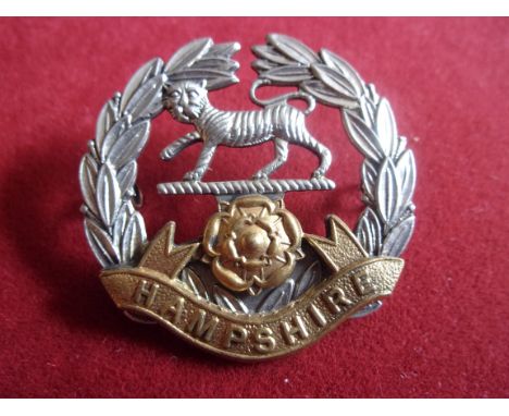 Hampshire Regiment WWI Officers Cap Badge (Bi-metal), two lugs. K&amp;K: 647