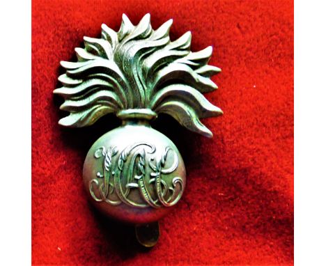 Honourable Artillery Company (Territorial Regiment)  Other Ranks Cap Badge (White-metal), slider. K&amp;K: 2375