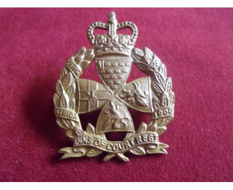 Inns of Court Regiment WWII Cap Badge (Gilt), two lugs. K&amp;K: 2319