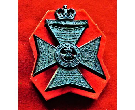 King's Royal Rifle Corps Forage EIIR Economy Plastic Cap Badge (Economy plastic with red felt backing), slider. K&amp;K: 2012
