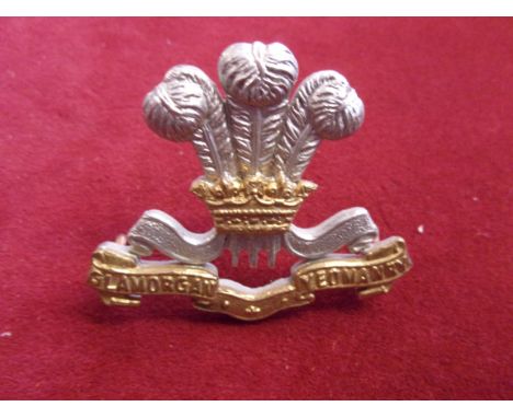 Glamorgan Yeomanry WWII Other Ranks Cap Badge (Gilt), two lugs. K&amp;K: 2330