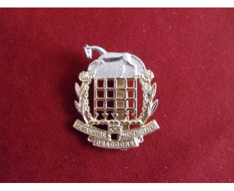 Berkshire and Westminster (Dragoons) Yeomanry EIIR Cap Badge (Gold and Silver Anodised), slider and made J.R. Gaunt, this cap