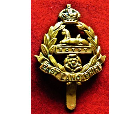 East Lancashire Regiment WWI War Economy Forage Cap Badge (Bi-metal), Slider. K&amp;K: 638