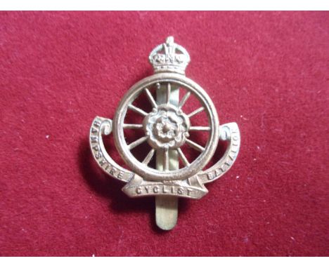 9th (Cyclist) Battalion, The Hampshire Regiment WWI Cao Badge (Gilding-metal), slider. K&amp;K: 1869