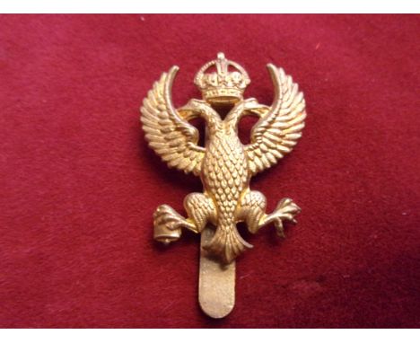 The Lanarkshire Yeomanry WWII Cap Badge (Gilding-metal), slider. K&amp;K: 2312