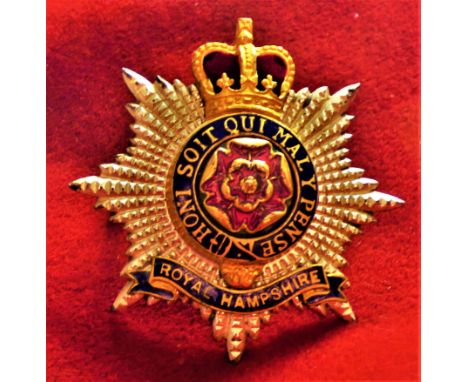 Royal Hampshire Regiment EIIR Officers Cap Badge (Gilt, enamel and red), tab fitting. K&amp;K: 1966. A fantastic badge!
