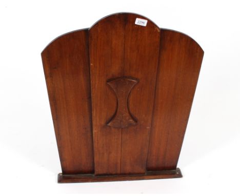 An Art Deco design fire screen, 68cm high x 53cm wide