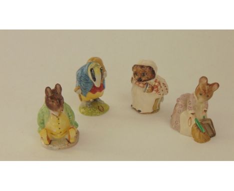 A collection of Beswick Beatrix Potter figures including Samuel Whiskers, Mrs Tiggywinkle, Tommy Brock and Hunca Munca Sweepi