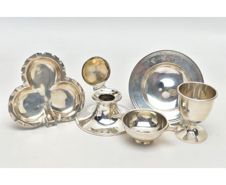 FIVE ITEMS OF 20TH CENTURY SILVER, comprising an Edwardian capstan inkwell, hinged cover, loaded base, maker's mark rubbed, B