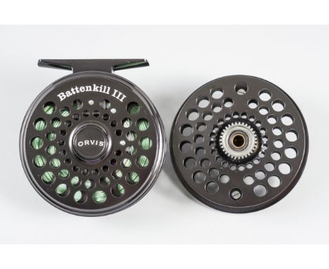 ORVIS: BATTENKILL III REEL (2)3 3/8. with two spare spools includes pouchesCondition report; light use