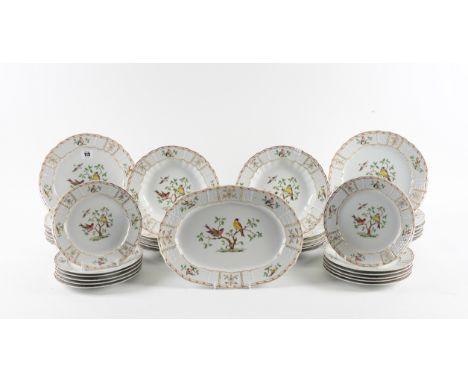 HEINRICH, VILLEROY & BOCH, A MODERN CHARLOTTENBURG PATTERN DINNER SERVICEComprising; 12 dinner plates, 12 side plates, 12 des