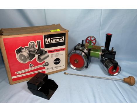 A MAMOD S.R.1 Steam Roller in original box with paper label instructions 
