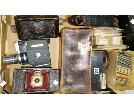 2 Vintage Model 2 Brownie pocket folding cameras and a selection of vintage camera equipment 