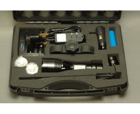 Wild Hunter 850 LED gun light, white, red and green LEDs, boxed, new. 