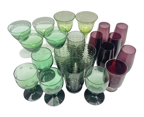 Set of four Swedish Reijmyre drinking glasses, with textured outer surface, together with green drinking glasses including Ho