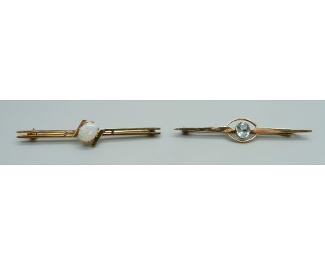 A 15ct gold bar brooch with a central aquamarine and a 9ct gold and cabochon cut opal bar brooch, 5.8g 