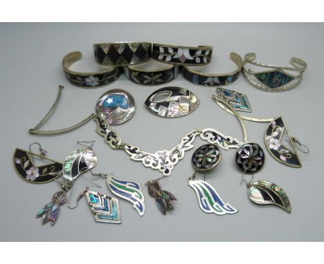 Silver abalone and enamel set jewellery 