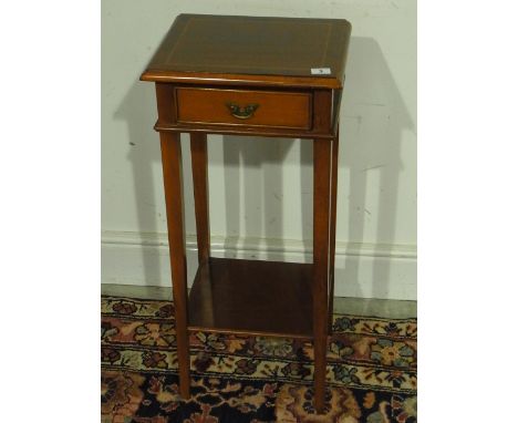 A modern mahogany effect single drawer lamp table - Width 34 cm x Depth 28 cm 