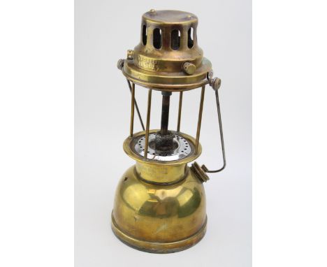 WWII era VAPALUX HALIFAX Bialaddin 300x Lamp Vapalux Paraffin Oil Kerosene Lantern, bearing the government issue Crowfoot mar
