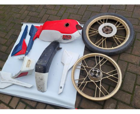 Yamaha RD50 / RD80 spares, to include a swing arm, wheels, fuel tank, fork legs and body panels