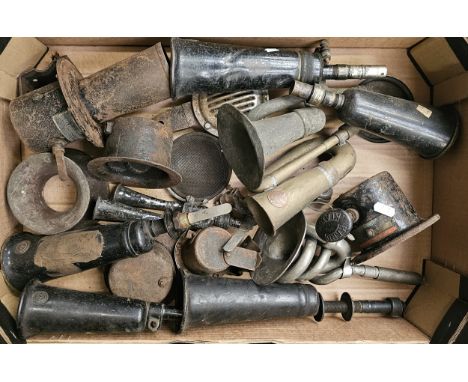 A collection of vintage/veteran bulb horns and parts, to include Lucas King of the Road, Klaxon, Gloriaphone and a Stewart Wa