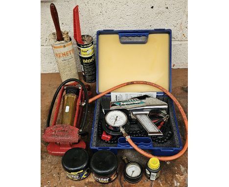 An autojumblers lot, to include a Duplex Kismet Master foot pump and a Supastrobe lamp.