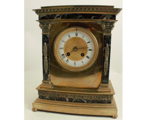 A 19th century brass and marble mantel clock, with striking movement, gilt dial with white enamel chapter ring and Roman nume