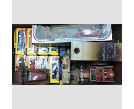 A collection of vintage toys, to include die cast and tin plate vehicles 