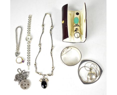 Various items of gold and silver jewellery to include a 9ct gold ring with oval purple stone, various silver rings to include