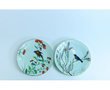 Two Minton cabinet plates with images of birds, marked Essex Birds to reverse, diameter 24cm (2) 
