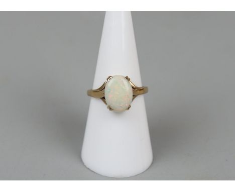 Gold opal set ring - Size N 