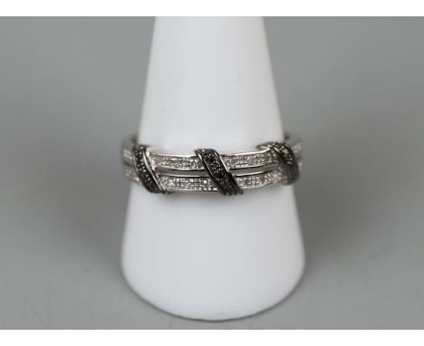 White gold black &amp; white diamond set ring - Size U