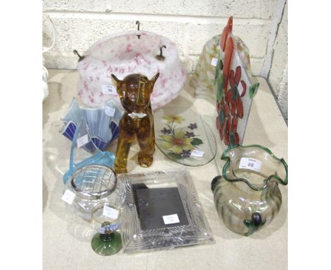 A Loetz-style green and iridescent glass vase, two 1930's lamp shades and other items.