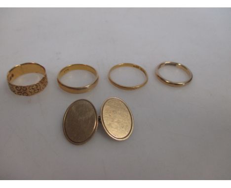 Two 22ct wedding rings, total weight 6.2g, an 18ct wedding ring, weight 2.8g, a 9ct wedding ring and half a pair of 9ct chain