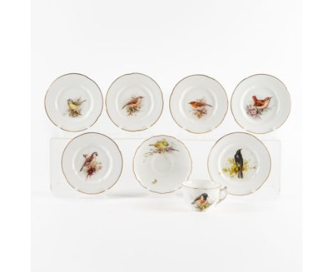 A SET OF SIX ROYAL WORCESTER SIDE PLATES (8)Circa 1908
Painted, probably by William Powell, but unsigned, with titled bird st