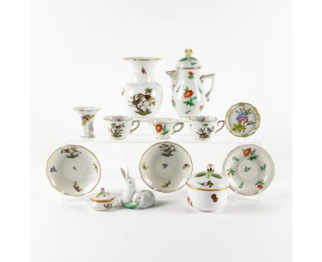 A GROUP OF HEREND PORCELAINS (16)20th century
Various patterns, comprising; a Rothschild Bird pattern vase, 14.5cm high; two 