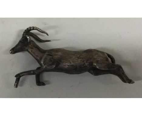 A silver model of a deer. Marked to base. By Patrick Mavros. Approx. 51 grams. Est. £150 - £200.