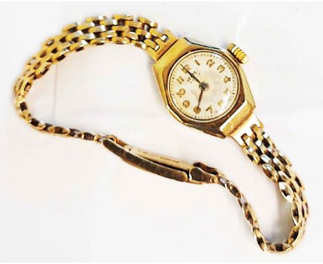 A vintage 375 (9ct.) gold cased Vertex lady's wristwatch with fifteen jewel movement, on original 9ct. gold bracelet - Birmin
