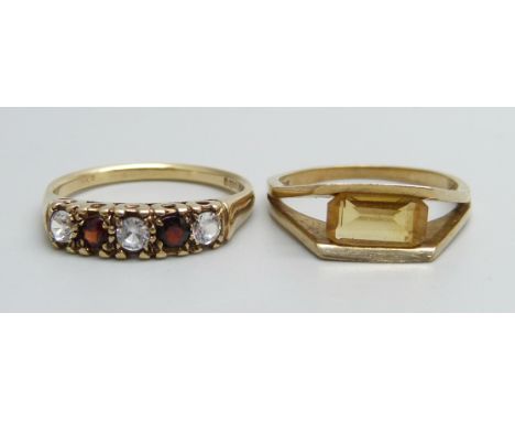 Two 9ct gold rings, 5.8g, P and R 
