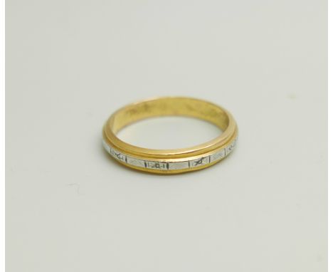 A hallmarked 22ct gold wedding ring with applied platinum band, 4g, N 