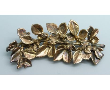 A vintage Danish 'Flora Danica' modernist silver brooch marked Eggeri, 65mm 