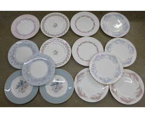 Fourteen cabinet plates including Minton and Royal Worcester 
