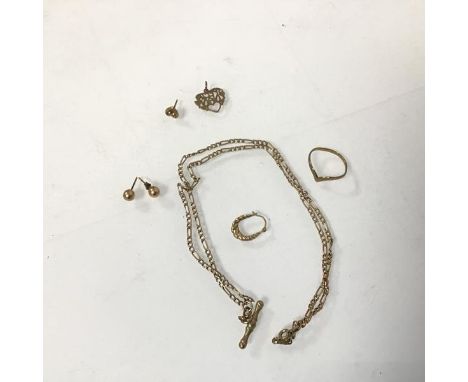 A 9ct gold chain necklace, a 9ct gold ring, two stud earrings, a single earring (3.81g), and a yellow metal stud earring and 