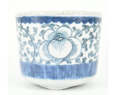 Two Qing dynasty blue and white ceramic pieces. The lot comprising a Qing dynasty blue and white censer / planter ceramic pot