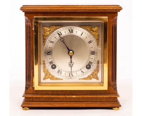 An Elliott mantel clock, 19.5cm high