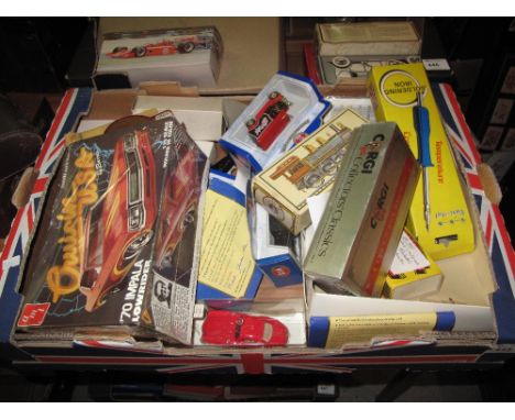 Tray of assorted box mainly Die Cast vehicles to include, Corgi, Rolls Royce silver ghost, Oxford Die Cast replica van, Avon 