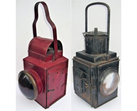 Midland Railway Tail Lamp. Plated MIDLAND RAILWAY PETROLEUM LAMP complete with interior in excellent condition together with 
